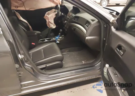 2018 Acura Ilx Acurawatch Plus Package from USA, damaged, VIN 19UDE2F34JA003741